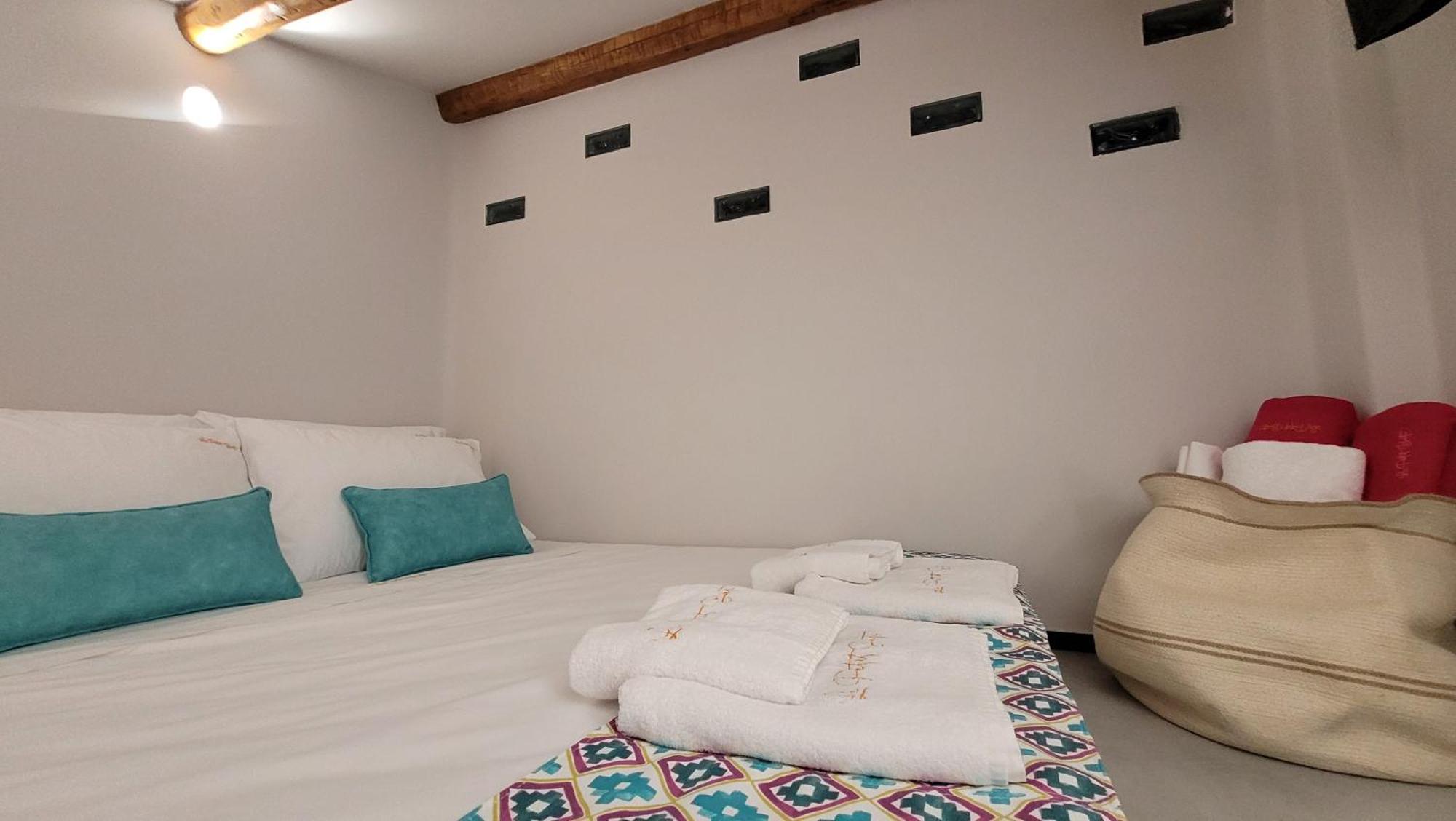 Frida Kahlo - Le Petit Bati Apartamento Volos Exterior foto